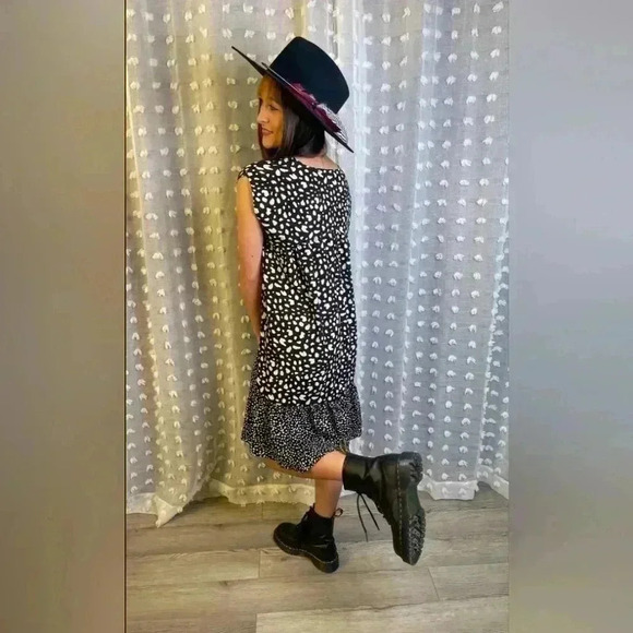 Animal Print Two Tone Blown Away Dress Size L - Picture 4 of 8